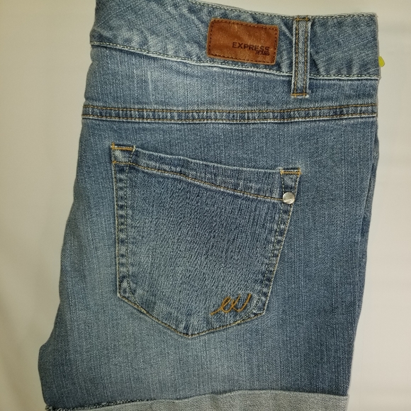 Express jean shorts - Picture 14 of 15